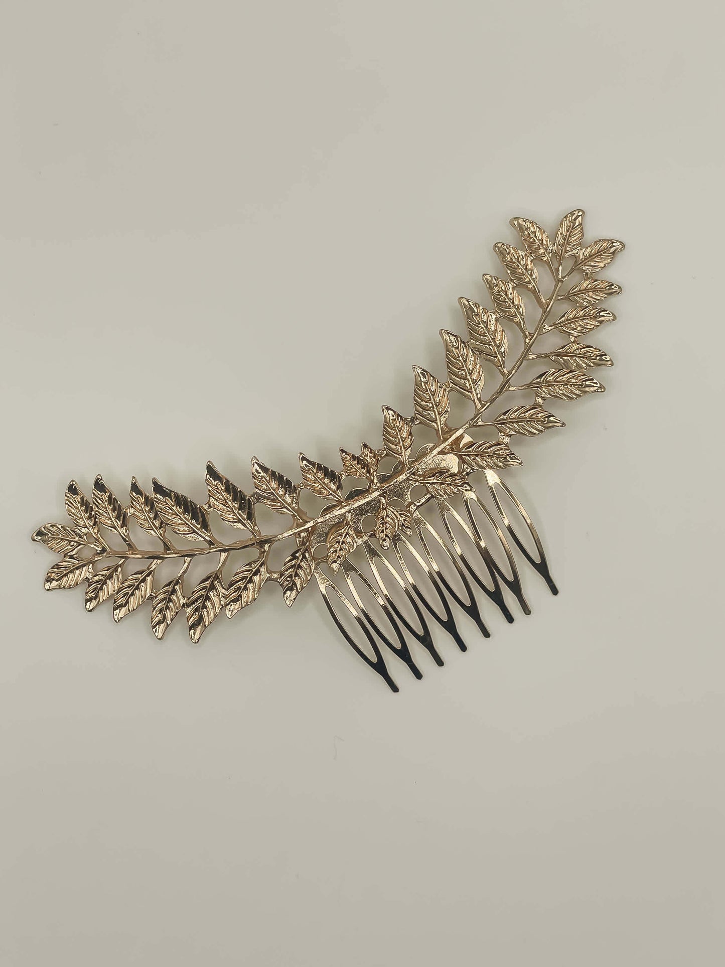 Hair combs, Leaf hair combs